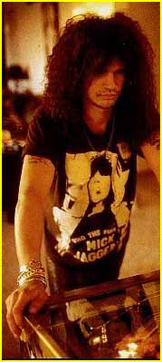 Slash on Loving Pinball, Making New Music at Home