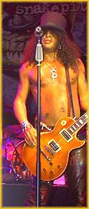 SLASH Talking To The Fans